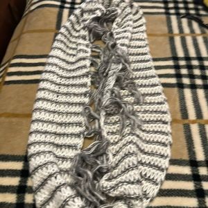 Aeropostale Infinity Scarf EUC